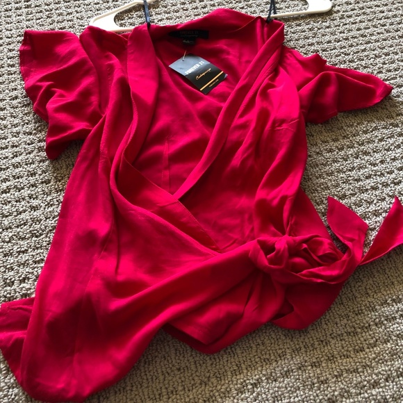 Flowy Forever 21 Blouse with Side-Tie at Hem - Picture 5 of 6